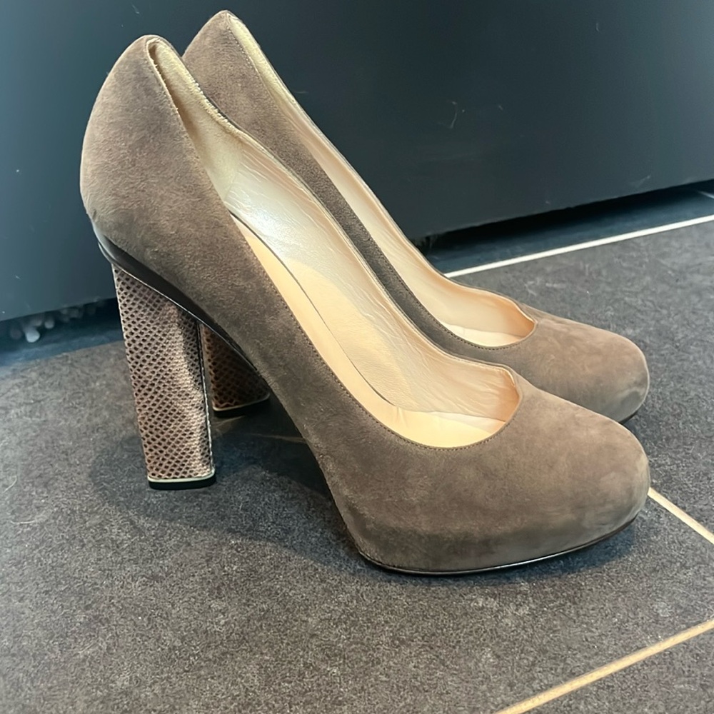 Nicholas kirkwood lizard heel pump NEW 37.5